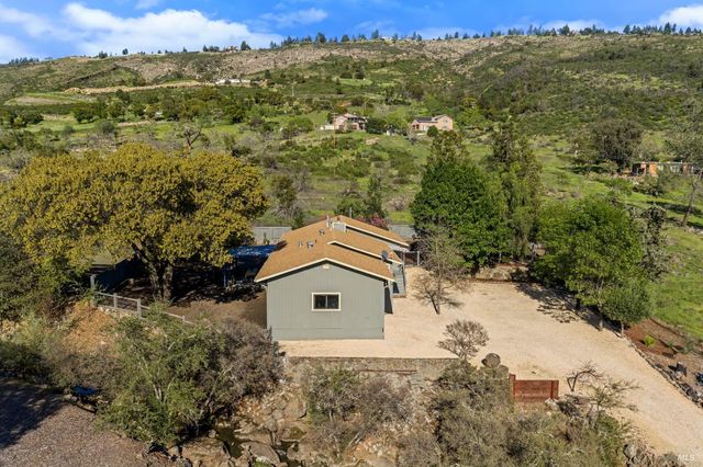 807 Deer Park Rd, St. Helena, CA 94574