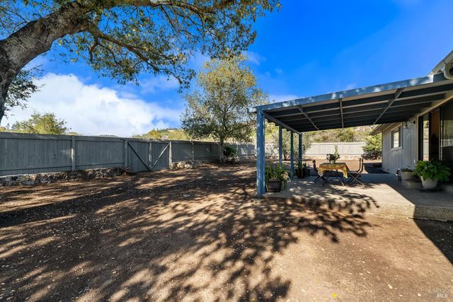 807 Deer Park Rd, St. Helena, CA 94574