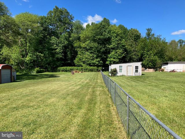 9015 SPRING ACRES RD, Clinton, MD 20735