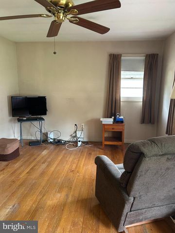 9015 SPRING ACRES RD, Clinton, MD 20735