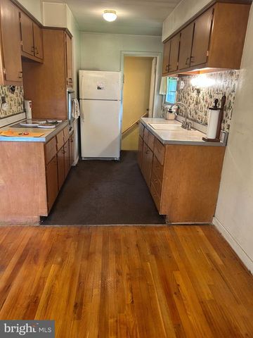 9015 SPRING ACRES RD, Clinton, MD 20735
