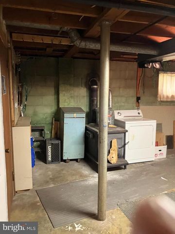 9015 SPRING ACRES RD, Clinton, MD 20735