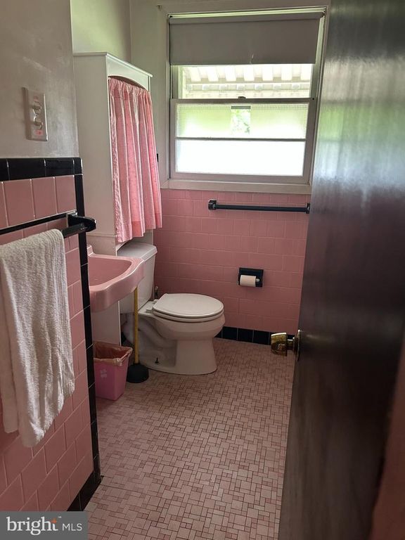 Image 23 of property listing at 9015 SPRING ACRES RD, Clinton, MD 20735