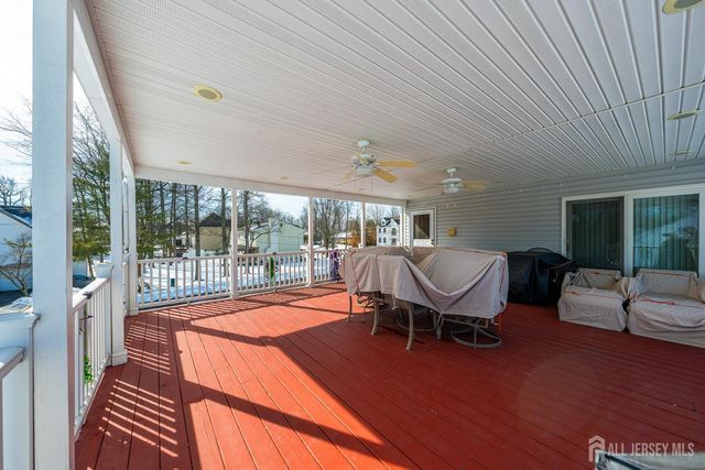 932 Beatrice Parkway, Edison, NJ 08820