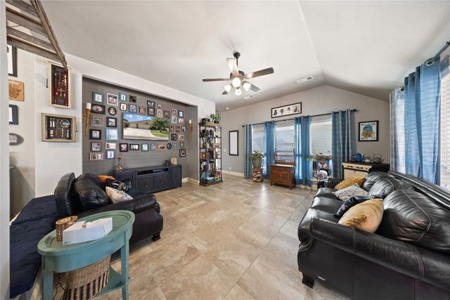 949 Mangrove Drive, Fate, TX 75087