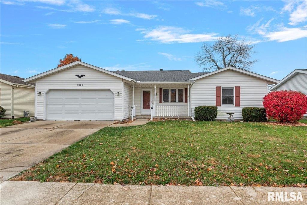 2829 WELLINGTON Drive, Springfield, IL 62703