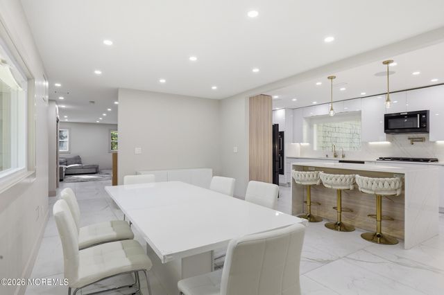 492 Cobain Road, Jackson, NJ 08527