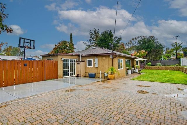 119 North Ln, El Cajon, CA 92021