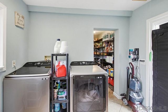 119 North Ln, El Cajon, CA 92021