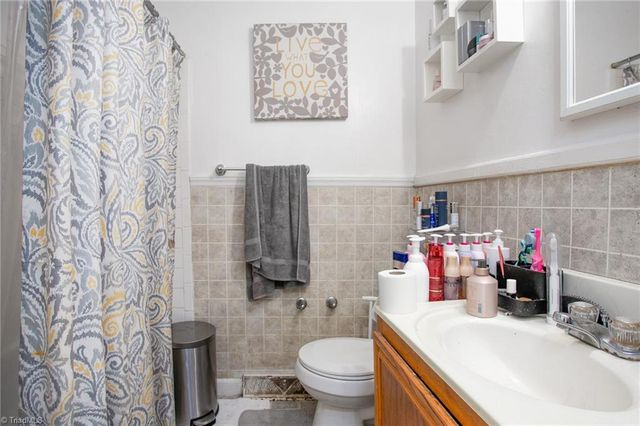 709 Abington Drive, Greensboro, NC 27401