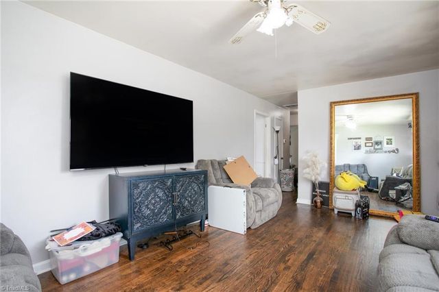 709 Abington Drive, Greensboro, NC 27401