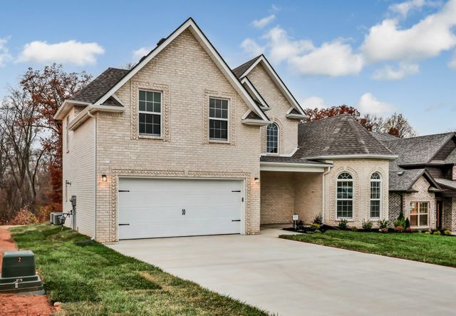 1338 English Oak Dr, Clarksville, TN 37043