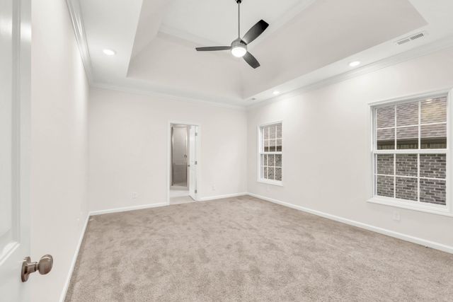 1338 English Oak Dr, Clarksville, TN 37043