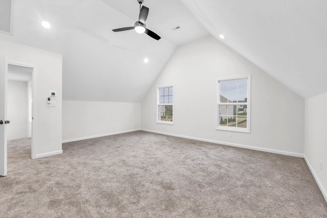 1338 English Oak Dr, Clarksville, TN 37043