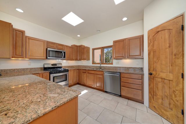 47 Azul Loop, Santa Fe, NM 87508