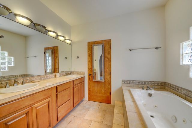 47 Azul Loop, Santa Fe, NM 87508