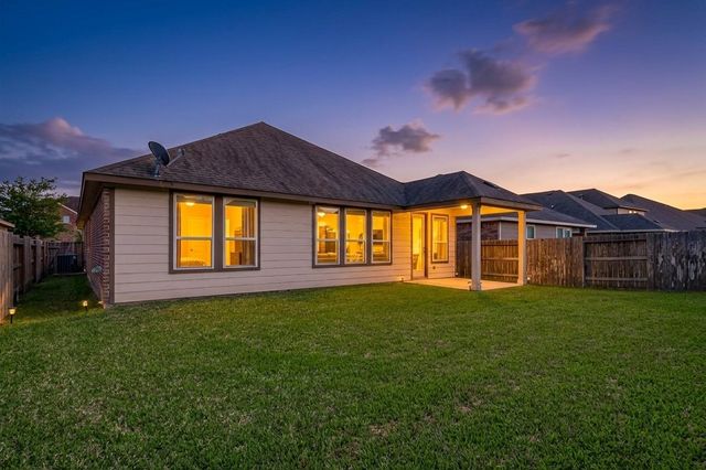 11107 Laguna Heights Lane, Richmond, TX 77406