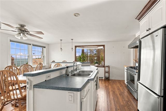 201 Randolph Avenue, Tiverton, RI 02878