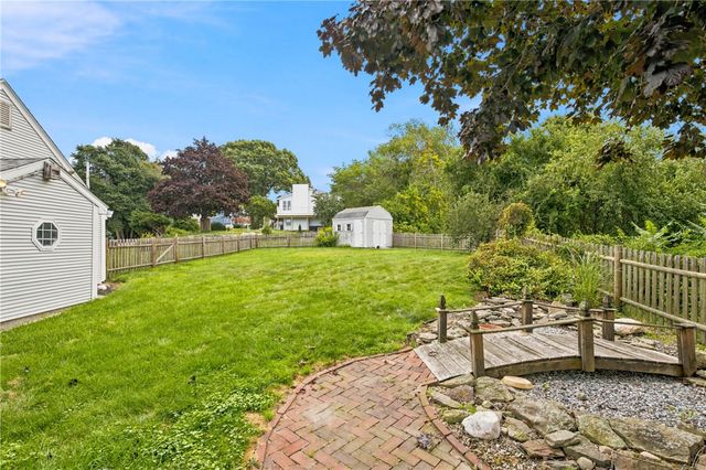 201 Randolph Avenue, Tiverton, RI 02878