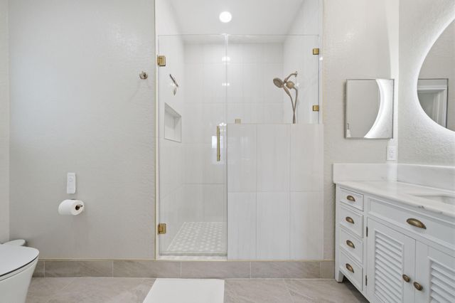 801 Wilkes Street, Houston, TX 77009
