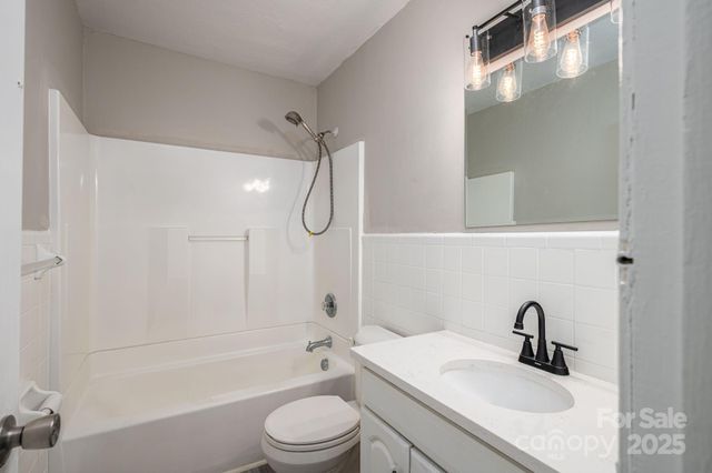 1712 Findlay Street, Gastonia, NC 28052