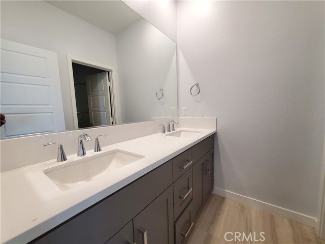 430 Transport, Tustin, CA 92782