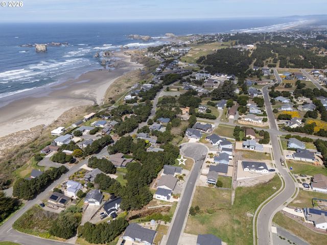 3122 PERIWINKLE Ln Sw 5, Bandon, OR 97411