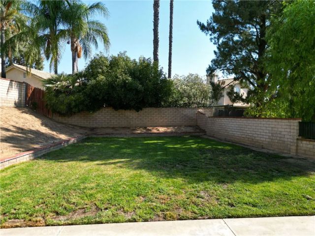 27745 Desert Place, Castaic, CA 91384