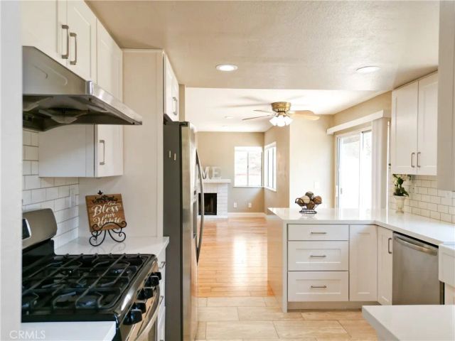 27745 Desert Place, Castaic, CA 91384