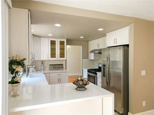 27745 Desert Place, Castaic, CA 91384