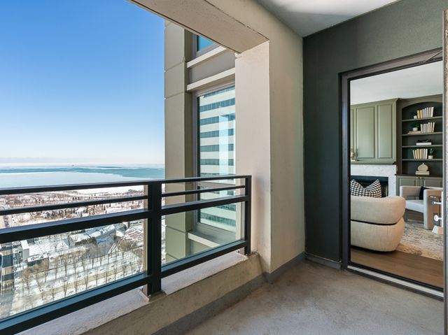 130 N Garland Court 3403, Chicago, IL 60602