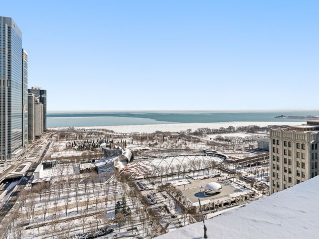 130 N Garland Court 3403, Chicago, IL 60602