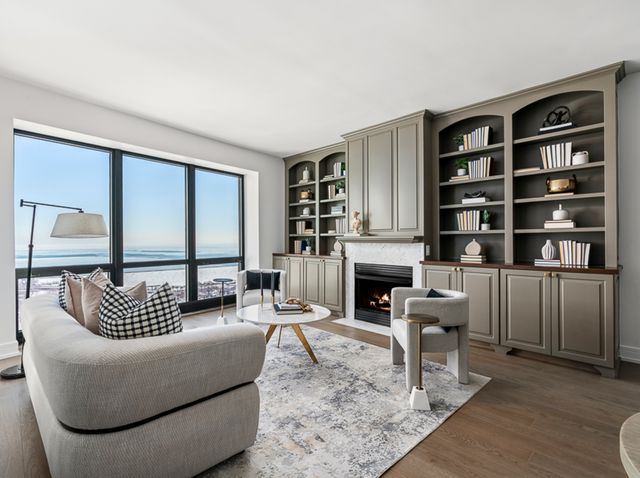 130 N Garland Court 3403, Chicago, IL 60602