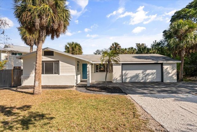 10395 SAN MARTIN BOULEVARD NE, St Petersburg, FL 33702