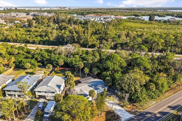 10395 SAN MARTIN BOULEVARD NE, St Petersburg, FL 33702