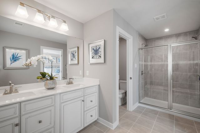 5035 Kensington Way, Pleasant View, TN 37146