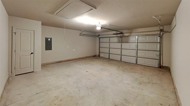 10520 NW 41st Street, Yukon, OK 73099