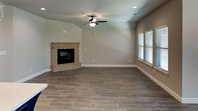 10520 NW 41st Street, Yukon, OK 73099