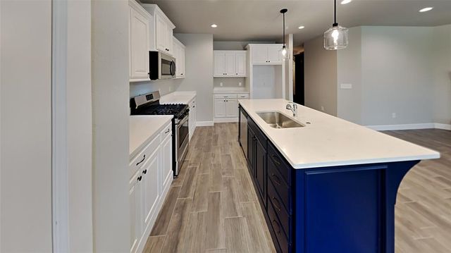 10520 NW 41st Street, Yukon, OK 73099