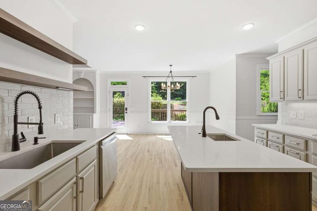 101 Lathems Mill Lane, Ball Ground, GA 30107