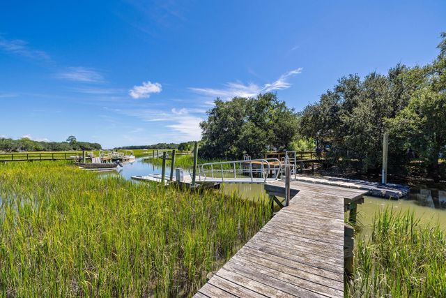 1185 Crab Walk, Charleston, SC 29412