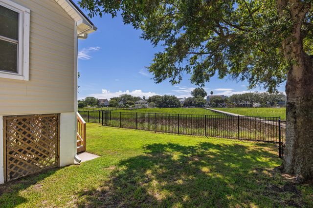 1185 Crab Walk, Charleston, SC 29412