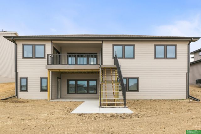 11703 S 123rd Avenue, Papillion, NE 68046