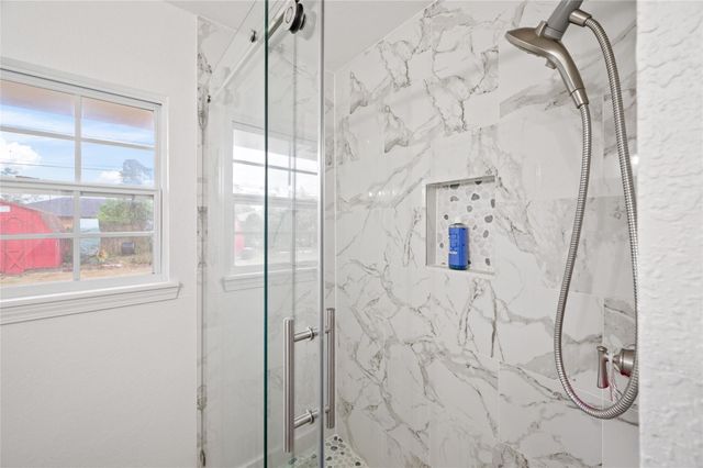 2302 Hewitt Drive, Houston, TX 77018