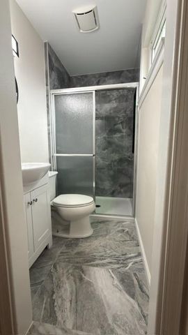 5602 KINGS PARK DR, Springfield, VA 22151