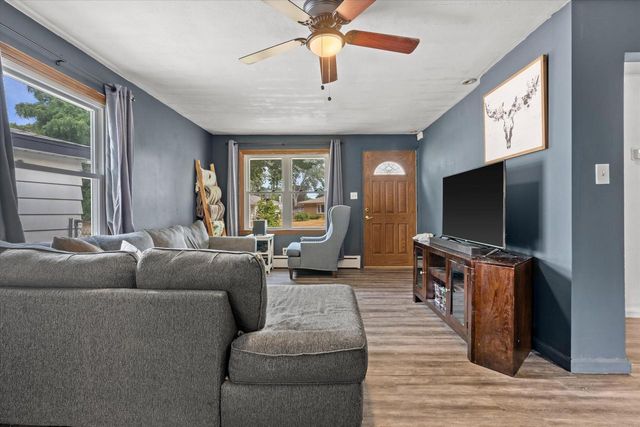 2421 W Bridge STREET, Milwaukee, WI 53221