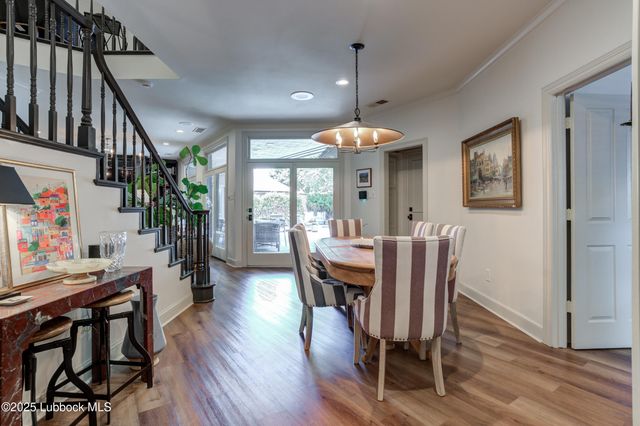 8707 Savannah Avenue, Lubbock, TX 79424