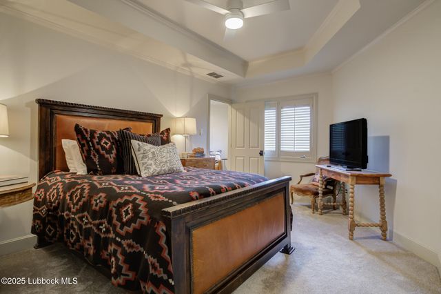 8707 Savannah Avenue, Lubbock, TX 79424