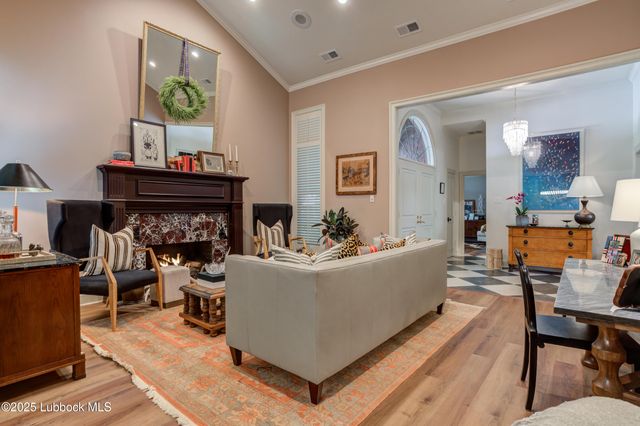 8707 Savannah Avenue, Lubbock, TX 79424