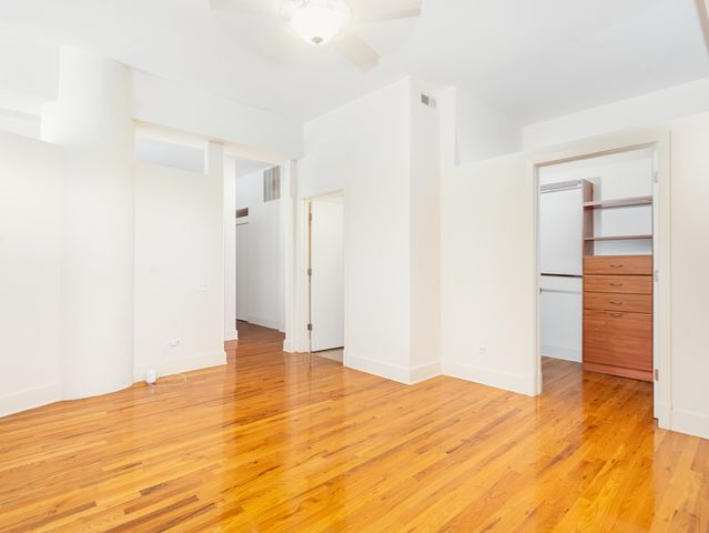 165 N Canal Street 809, Chicago, IL 60606